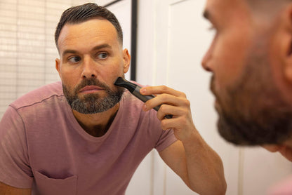 Andis 42315 inEDGE Lithium-Ion Cordless All-in-One One Blade Dual Sided Wet/Dry Trimmer for Body, Face, Ear and Nose Hair, Black