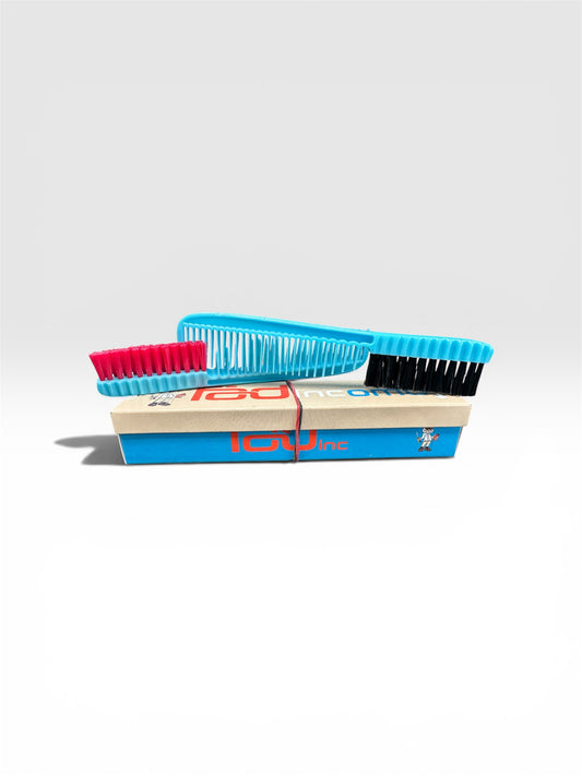 Fādincomb Blue/ Black & Red (Bred)
